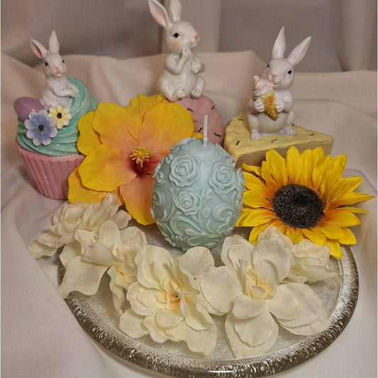 ΑΥΓΟ ΜΕ ΤΡΙΑΝΤΑΦΥΛΛΑ ΧΡΩΜΑΤΟΣ ΣΙΕΛ